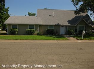 1181 Pineland Dr, Redding, CA 96002