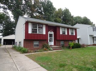 14181 Janice Dr, Maple Heights, OH