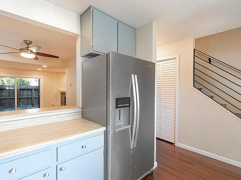 1414 Parkway Dr — Photo 4