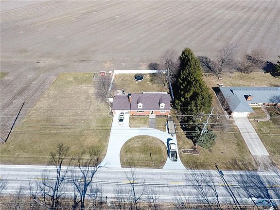 2nd image of 18513 W State Route 105