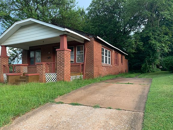2nd image of 1444 NE 14th St