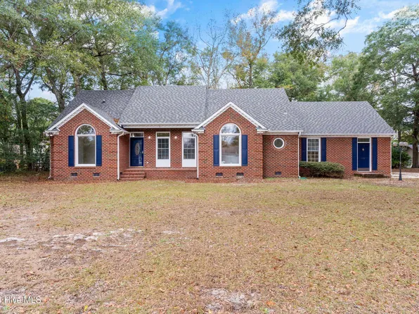 172 Gooseneck Road W, Rocky Point, NC 28457