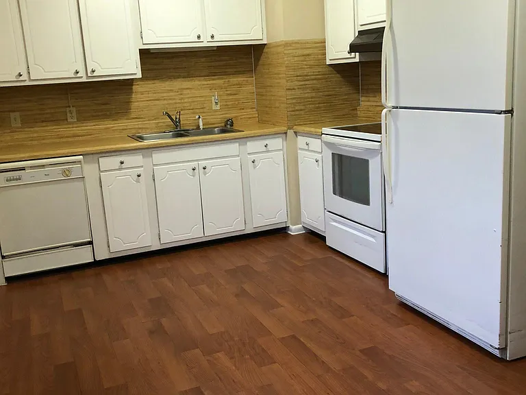 45 Grandview Cir — Photo 2