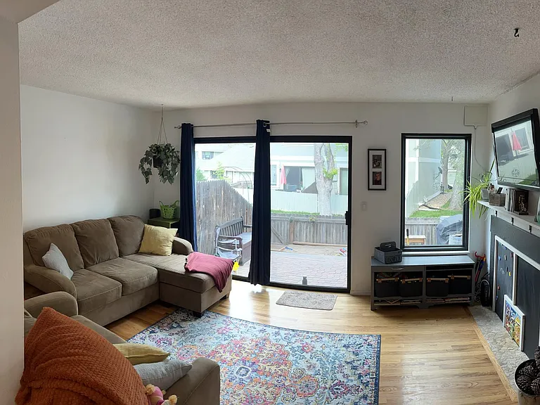 8960 Carr St — Photo 9