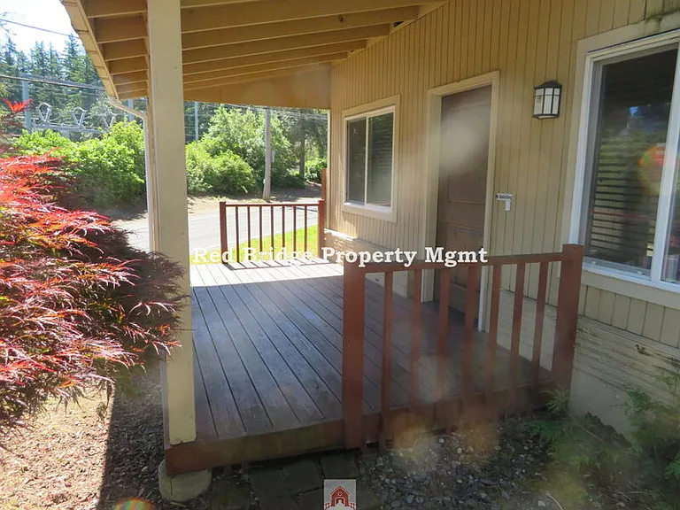 5585 SE 128th Ave — Photo 3