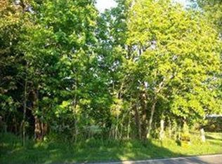 6185 Salt Rd, Clarence, NY 14031