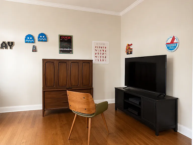 223 Deer Spring Ln — Photo 8