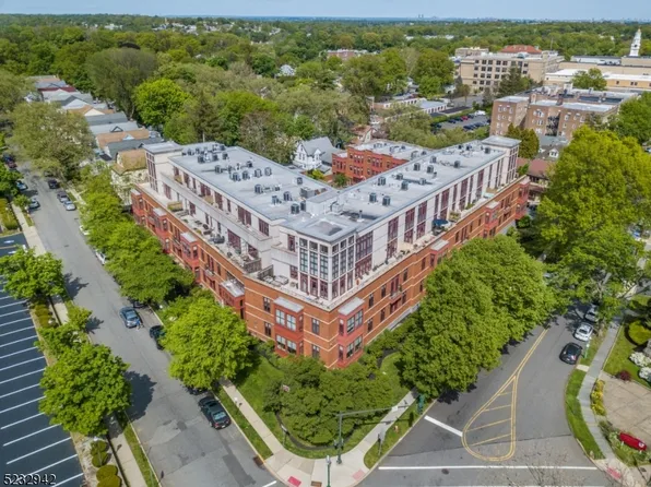 85 Park Ave #105, Glen Ridge Boro Twp., NJ 07028