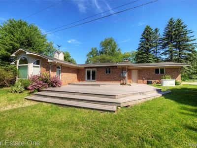 3125 W Commerce Rd, Milford, MI, 48380