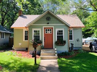 25 4th Ave NE, Osseo, MN 55369