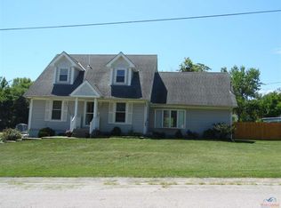505 Dogwood Dr, Knob Noster, MO 65336
