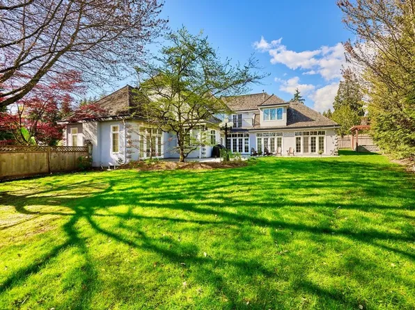 1373 Glenbrook St, Coquitlam, BC V3E 3G8