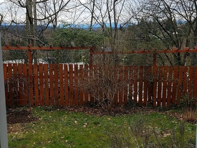 10502 Victory Ln NE #B — Photo 13