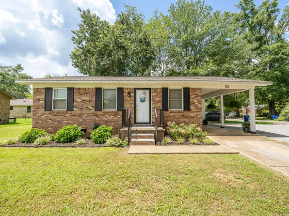 110 Lake Cir, Savannah, TN 38372