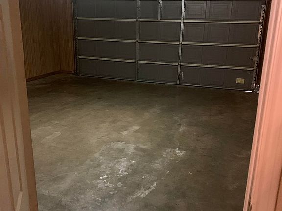 3rd image of 6 Fernwood Dr #A