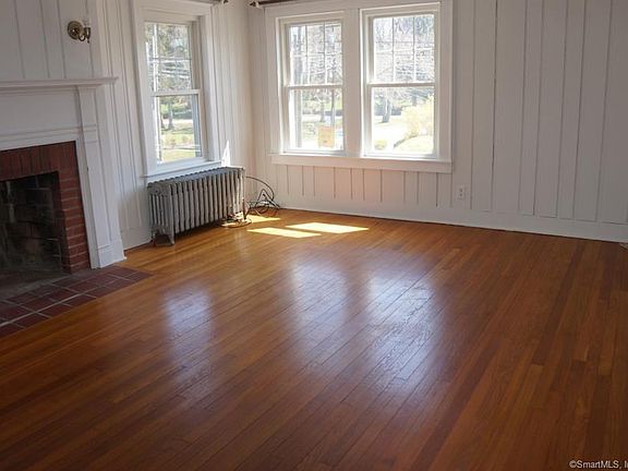 5th image of 14 Elizabeth St APT 1