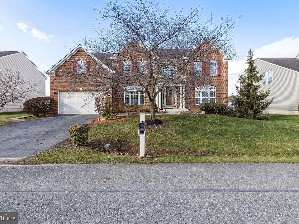 1st image of 11014 Baldwin Dr