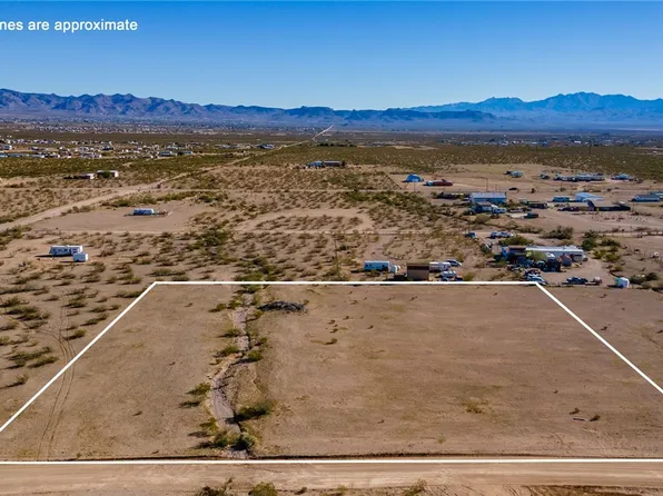 S Drake Rd, Golden Valley, AZ 86413