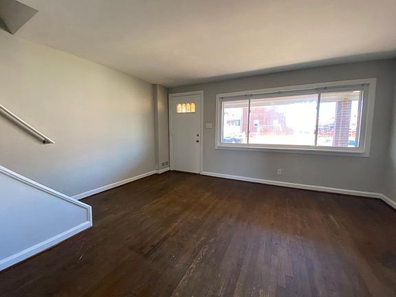 3rd image of 807 Loalan Ave