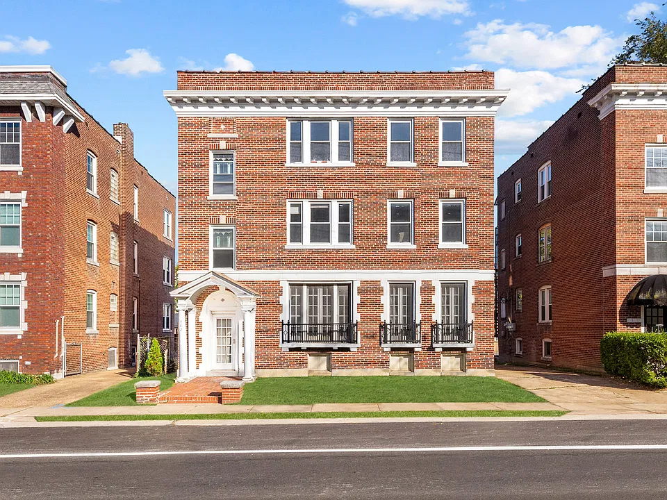 742 Kingsland Ave #2