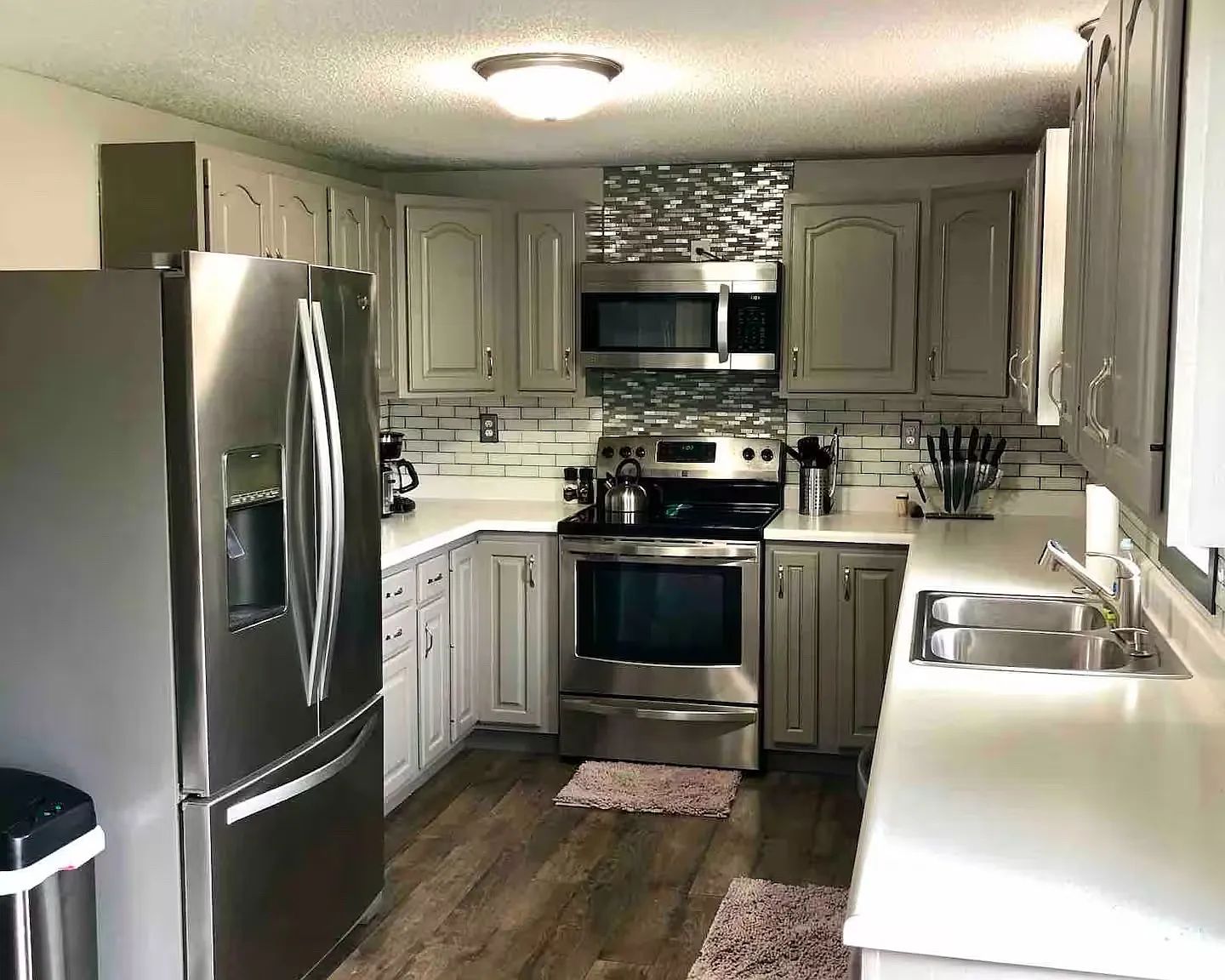 3 bed, 2016 sqft, $1,800 — Photo 3