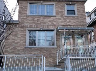 2225 125th St, College Point, NY 11356