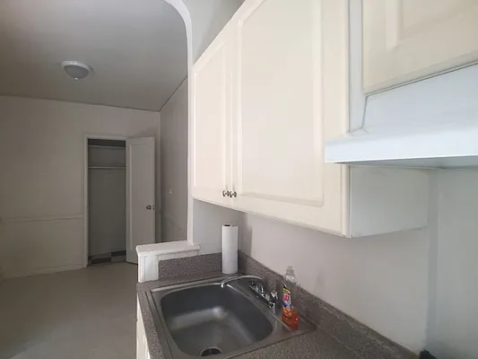 Rented by Sovereign Associates | media 8