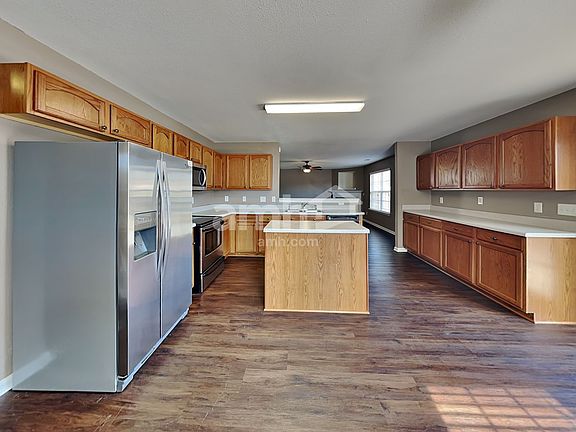3rd image of 2609 Blueslate St