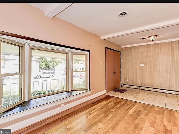 2nd image of 10017 Worrell Ave