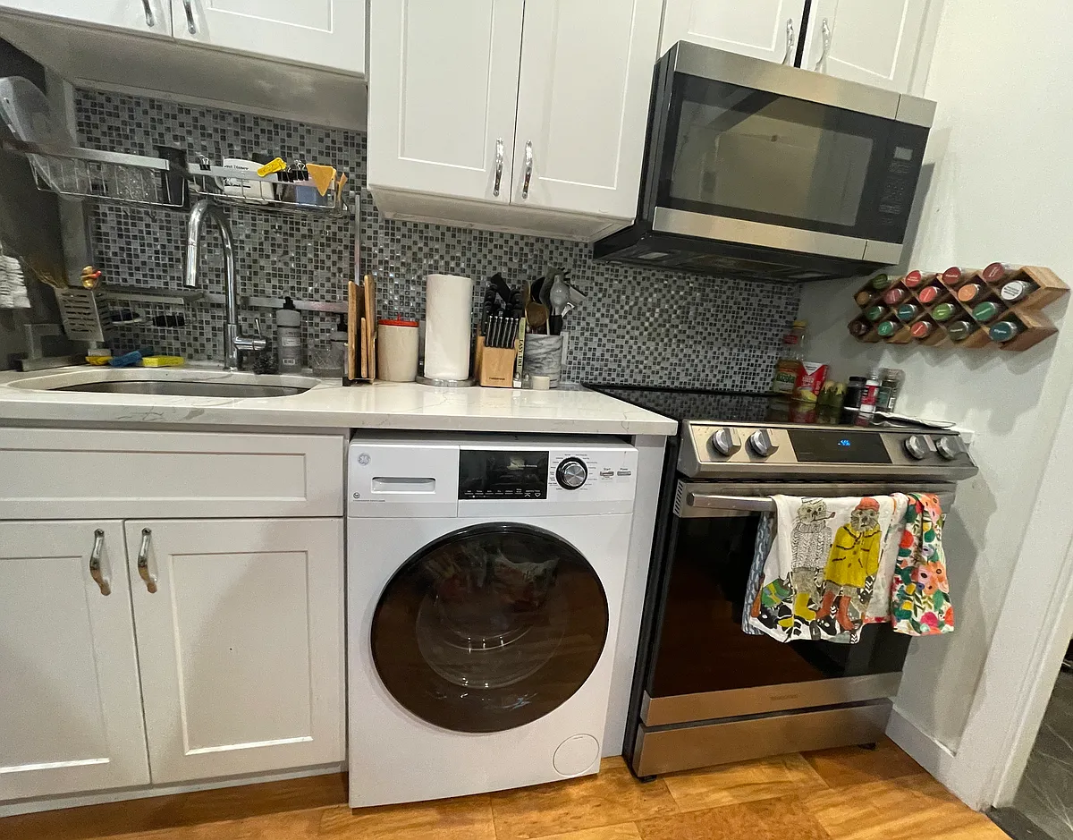 Building Photo - 409 Knickerbocker Ave #5