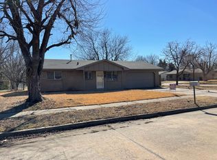913 W El Paso Pl, Broken Arrow, OK 74012