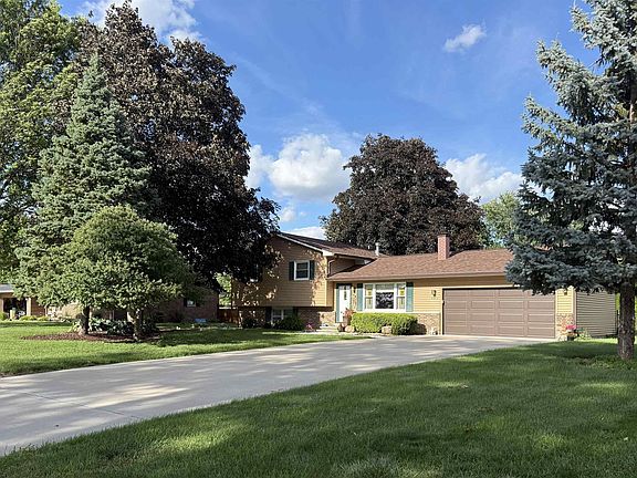 2nd image of 2963 Lincoln Park Dr
