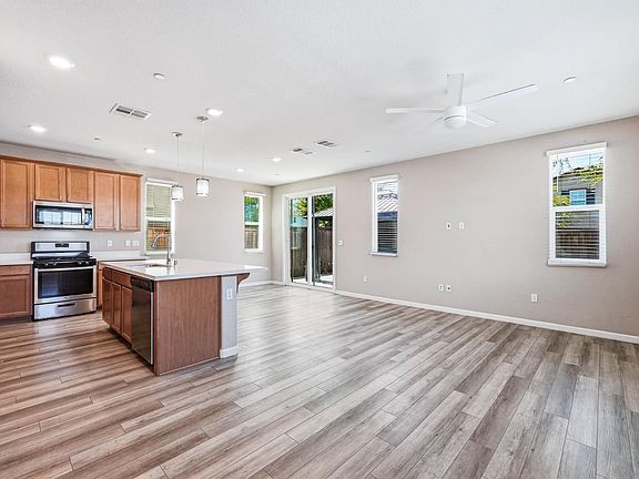 5th image of 8800 Sheldon Terrace Ln