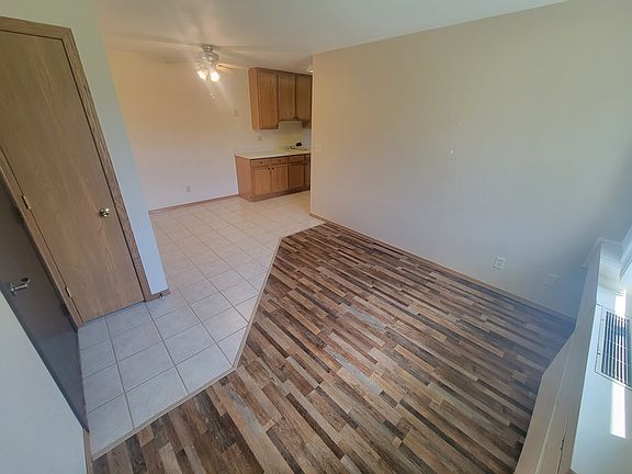 2nd image of 1709 La Crescent St APT 118