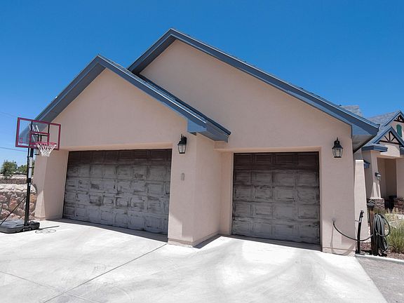 3rd image of 989 Pellegrino Ave