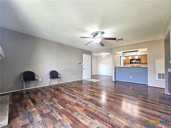 5th image of 1202 Thorpe Ln APT 703
