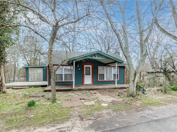 67 Wall St, Eureka Springs, AR 72632