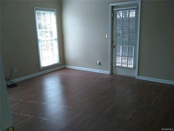 3rd image of 2512 Leonidas Dr