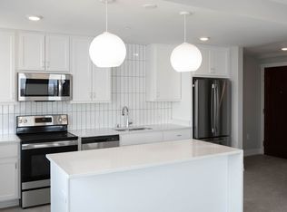 105 W College Ave #306, Appleton, WI 54911