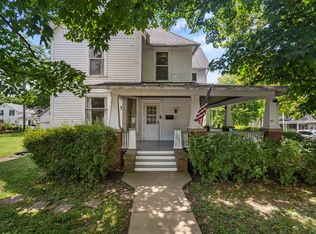 303 E Marion St, Monticello, IL 61856