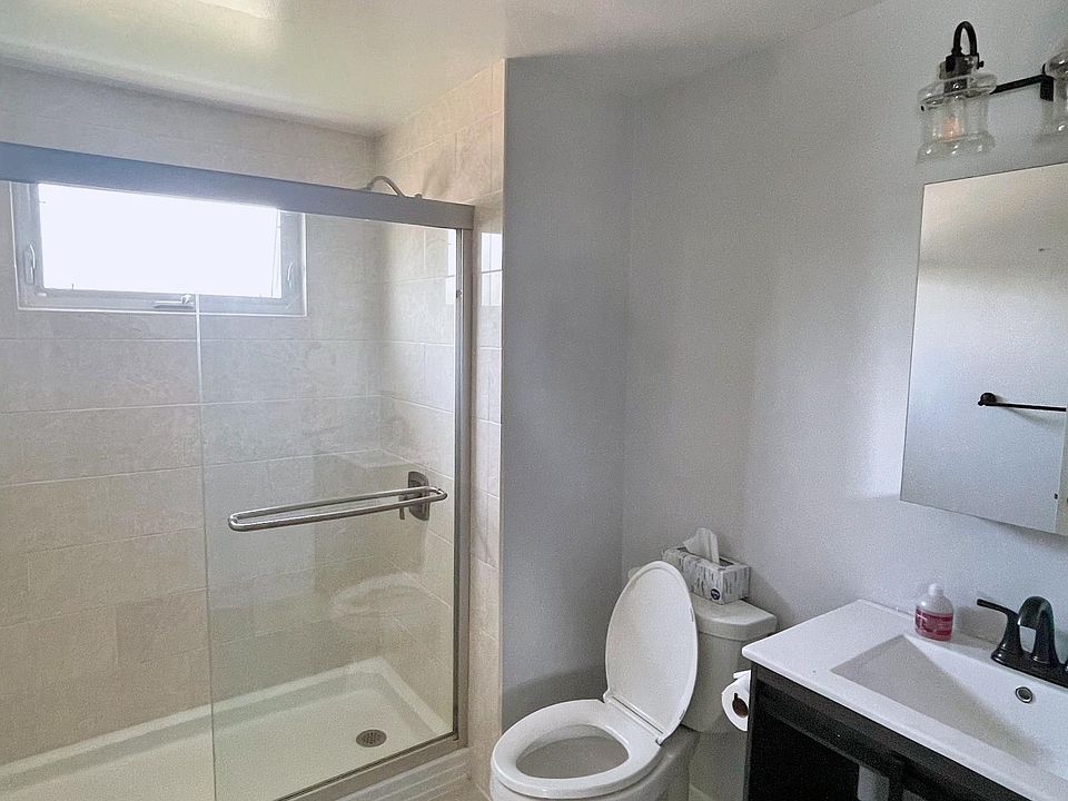 1st image of 67 Tanager Ln
