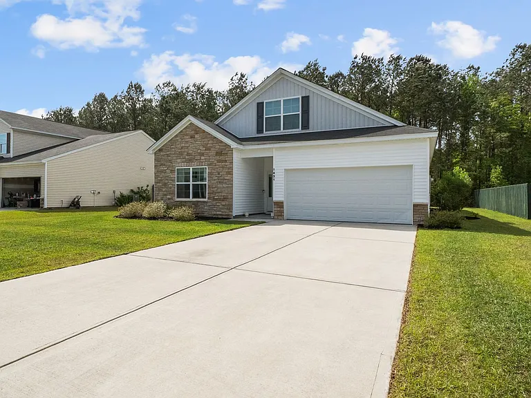 1431 Waybridge Way — Photo 3