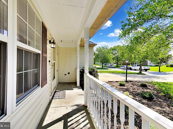 4th image of 2809 Hackney Ln