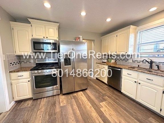 4th image of 294 W 1200th St N
