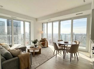 634 Church St #4009, Toronto, ON M4Y 0G9