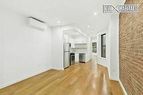 1st image of 420 E 138th St APT 3B