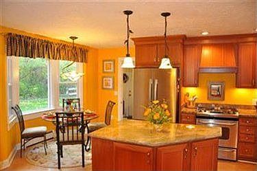 4th image of 8273 Chagrin
