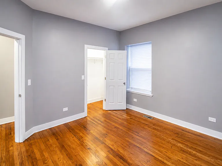 5310 S Harper Ave #2S — Photo 8