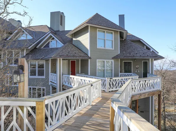 25 Stonewall Ct #25, Roseland, VA 22967