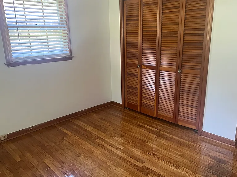 W Potomac Dr — Photo 13